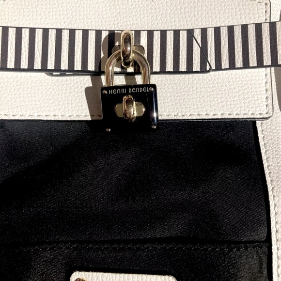*Rare* Henri Bendel Centennial Stripe Jetsetter Crossbody Backpack Handle Bag - Picture 4 of 7